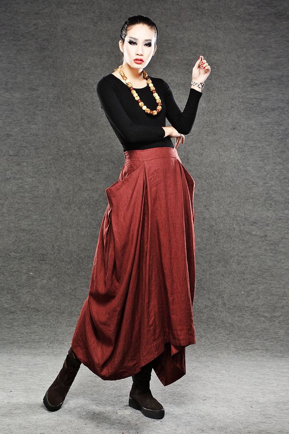 High waisted maxi skirt makes the body more sexy and attractive