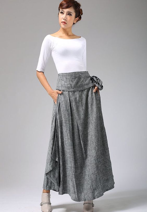 High waisted maxi skirt makes the body more sexy and attractive