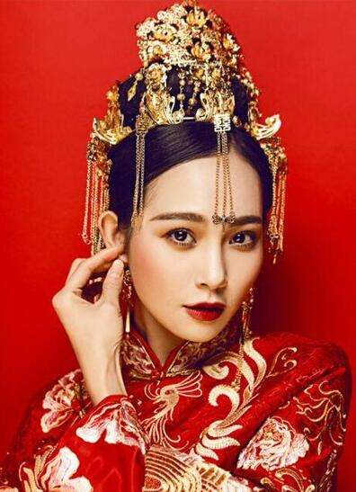 Chinese Bride; Hair Style; Matching; Hair Accessories; Tradition Hair Style; Ancient Hair Style; Weddings Hair Style; Red Hair Style; Accessories