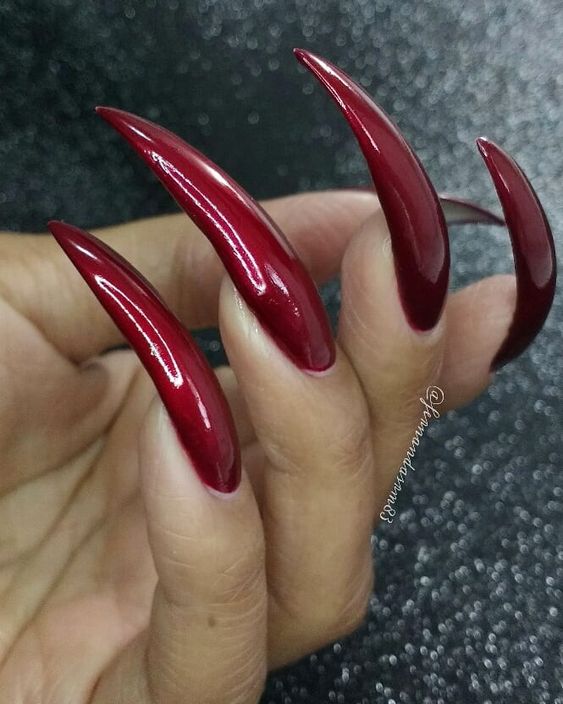 Long pointed nails; Extra long nails; Nail art; Long nail art; Sharp nails