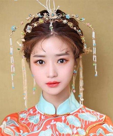 Chinese Bride; Hair Style; Matching; Hair Accessories; Tradition Hair Style; Ancient Hair Style; Weddings Hair Style; Red Hair Style; Accessories