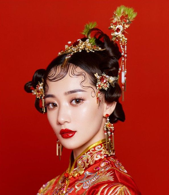 Chinese Bride; Hair Style; Matching; Hair Accessories; Tradition Hair Style; Ancient Hair Style; Weddings Hair Style; Red Hair Style; Accessories