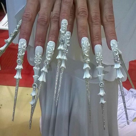 Long pointed nails; Extra long nails; Nail art; Long nail art; Sharp nails