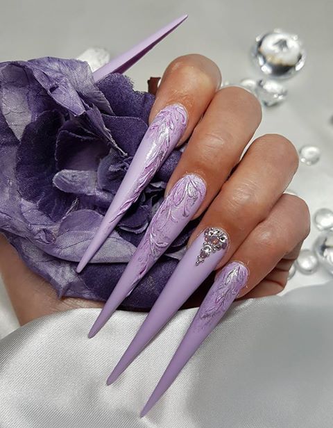 Long pointed nails; Extra long nails; Nail art; Long nail art; Sharp nails