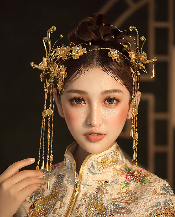 Chinese Bride; Hair Style; Matching; Hair Accessories; Tradition Hair Style; Ancient Hair Style; Weddings Hair Style; Red Hair Style; Accessories