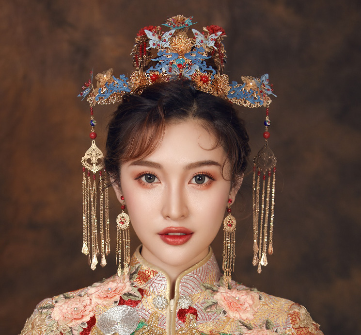 Chinese Bride; Hair Style; Matching; Hair Accessories; Tradition Hair Style; Ancient Hair Style; Weddings Hair Style; Red Hair Style; Accessories