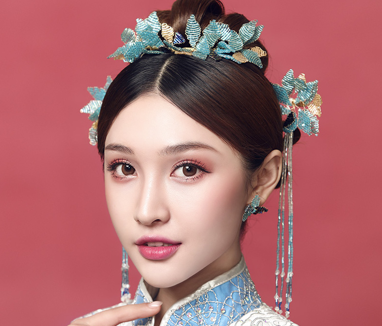 Chinese Bride; Hair Style; Matching; Hair Accessories; Tradition Hair Style; Ancient Hair Style; Weddings Hair Style; Red Hair Style; Accessories