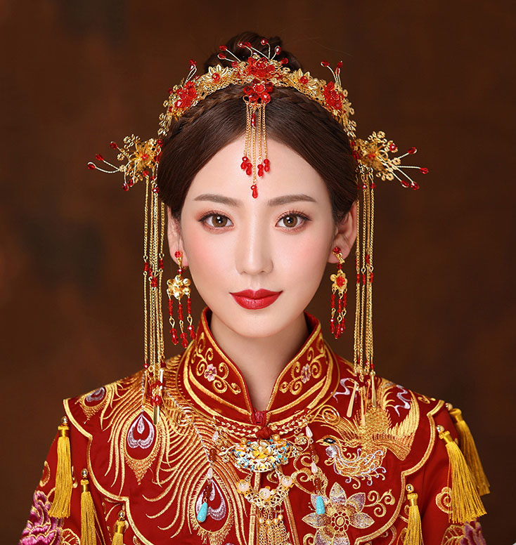 Chinese Bride; Hair Style; Matching; Hair Accessories; Tradition Hair Style; Ancient Hair Style; Weddings Hair Style; Red Hair Style; Accessories
