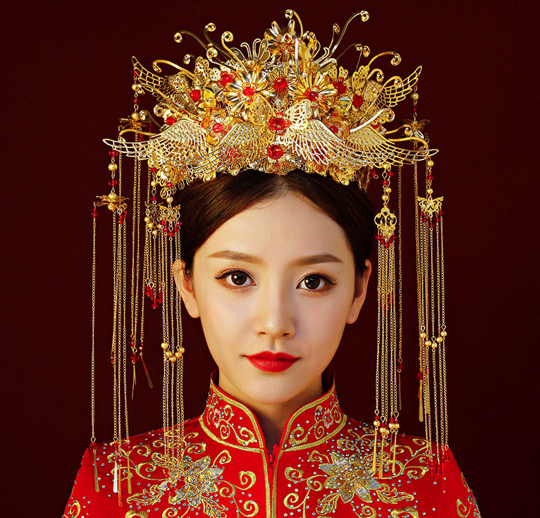 Chinese Bride; Hair Style; Matching; Hair Accessories; Tradition Hair Style; Ancient Hair Style; Weddings Hair Style; Red Hair Style; Accessories