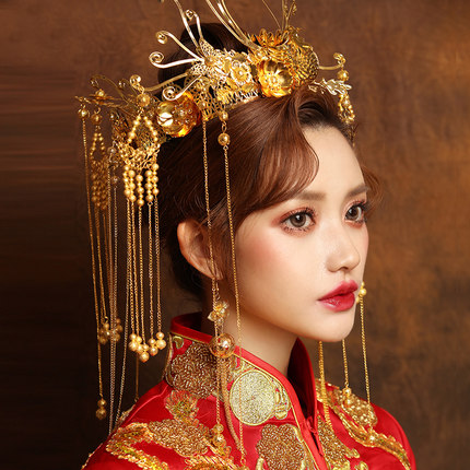 Chinese Bride; Hair Style; Matching; Hair Accessories; Tradition Hair Style; Ancient Hair Style; Weddings Hair Style; Red Hair Style; Accessories