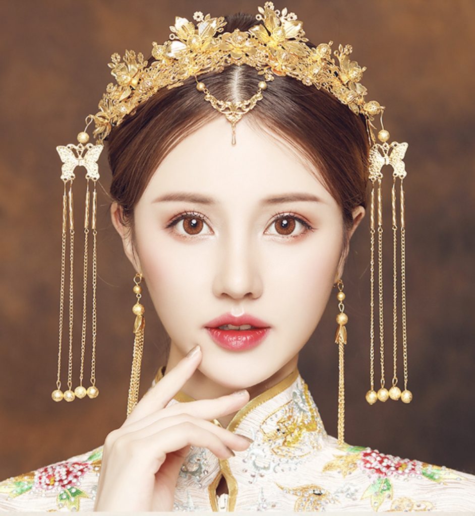 Chinese Bride; Hair Style; Matching; Hair Accessories; Tradition Hair Style; Ancient Hair Style; Weddings Hair Style; Red Hair Style; Accessories