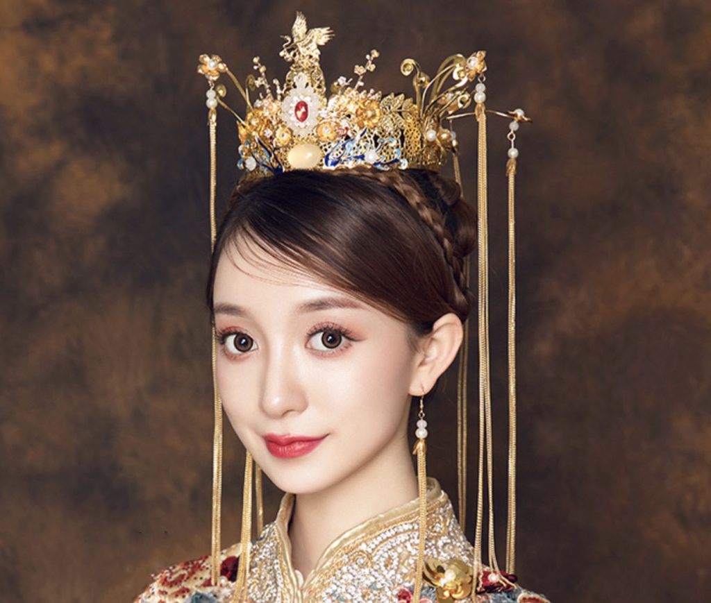 Chinese Bride; Hair Style; Matching; Hair Accessories; Tradition Hair Style; Ancient Hair Style; Weddings Hair Style; Red Hair Style; Accessories