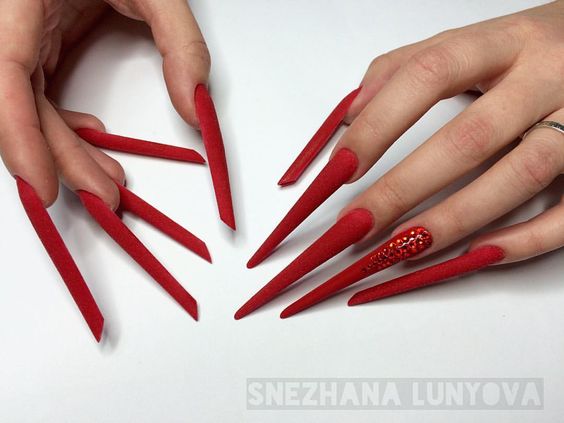 Long pointed nails; Extra long nails; Nail art; Long nail art; Sharp nails