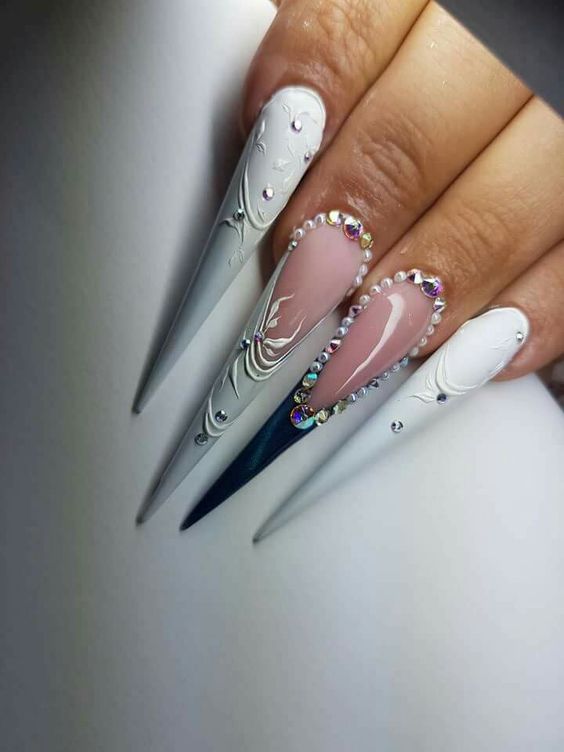 Long pointed nails; Extra long nails; Nail art; Long nail art; Sharp nails