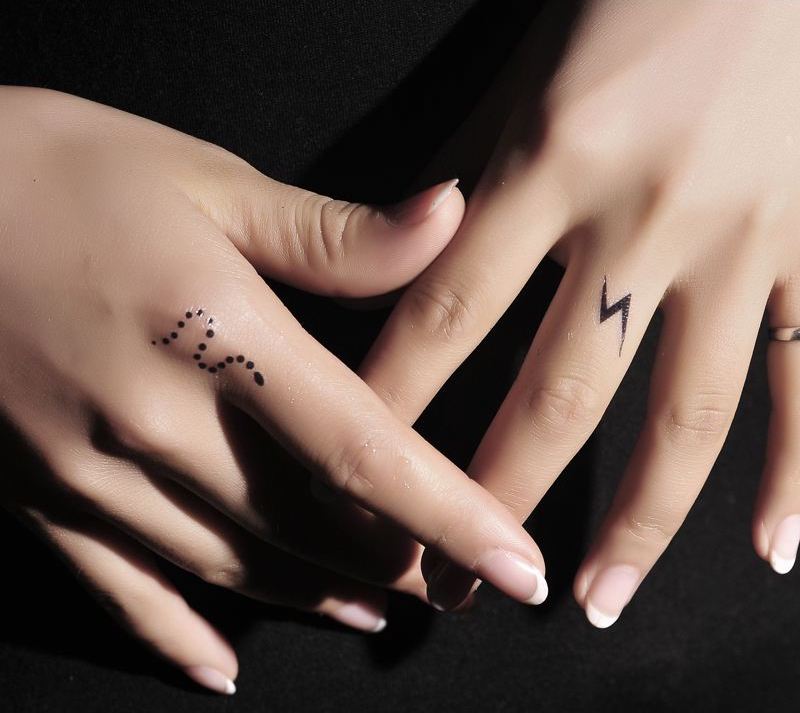 Fingers Tattoos ; Small Tattoos ; For Women ; Esymbols ; Rings Tattoos ; Mehndi Designs ; Simple Tattoos