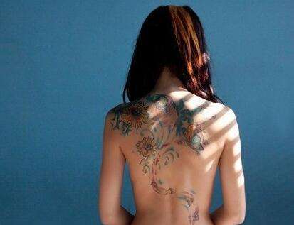 Back; small; woman; meaningful; full; spine; female