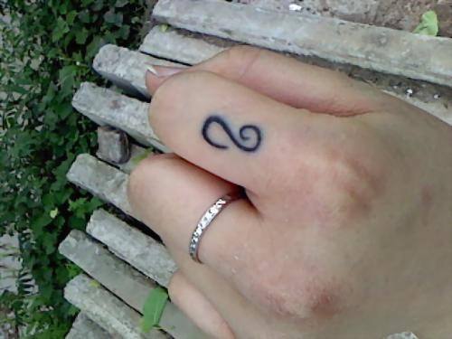 Fingers Tattoos ; Small Tattoos ; For Women ; Esymbols ; Rings Tattoos ; Mehndi Designs ; Simple Tattoos