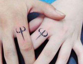 Fingers Tattoos ; Small Tattoos ; For Women ; Esymbols ; Rings Tattoos ; Mehndi Designs ; Simple Tattoos