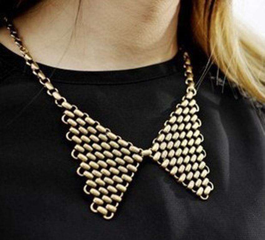 Thick necklace; thick necklace outfit; thick necklace beautiful; thick necklace fashion