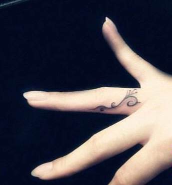 Fingers Tattoos ; Small Tattoos ; For Women ; Esymbols ; Rings Tattoos ; Mehndi Designs ; Simple Tattoos