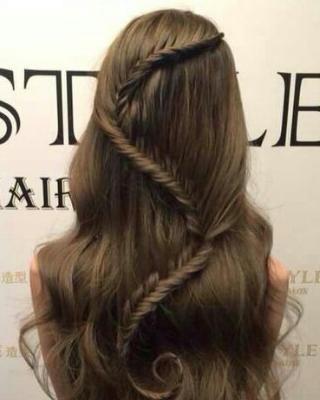 Braided Hairstyle；For Long Hair；Wedding；For Teens；Schools；In Holiday Party