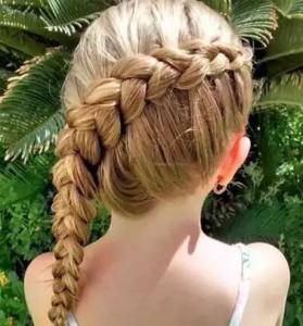 braided hairstyle、children、kids、for school、little girls、children's hairstyles、for long hair