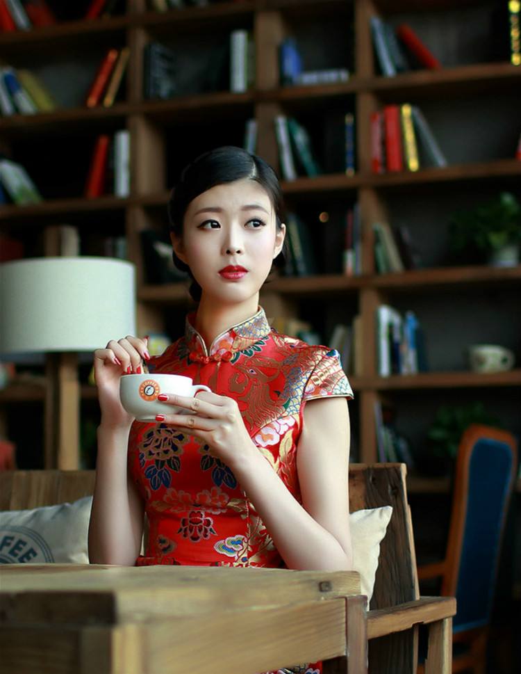 Cheongsam; Temperament Clothing; Chinese Costumes; Classical Costumes; Cheongsam Design; Wedding Cheongsam; Cheongsam Skirt