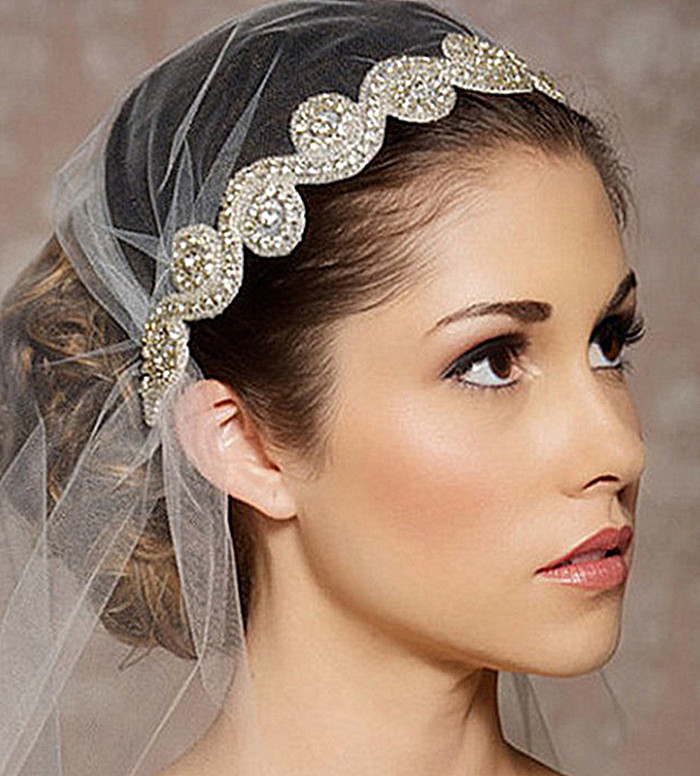 hair accessories；DIY；wedding；European style；Bridal hairstyle；for long hair；with veil;Wedding