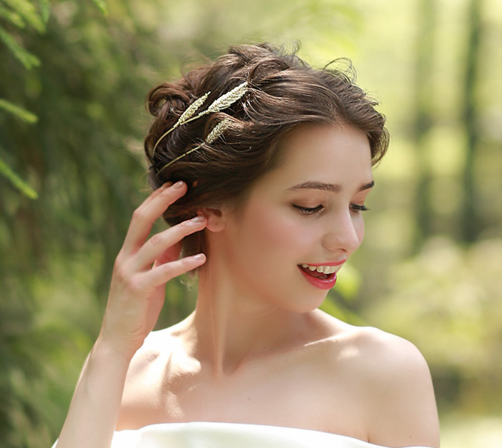 hair accessories；DIY；wedding；European style；Bridal hairstyle；for long hair；with veil;Wedding