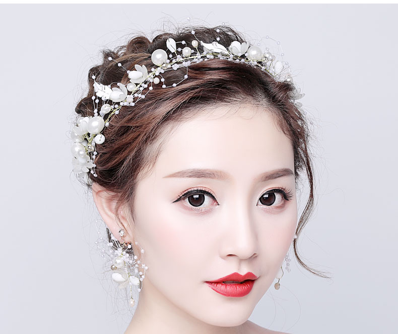 hair accessories；DIY；wedding；European style；Bridal hairstyle；for long hair；with veil;Wedding