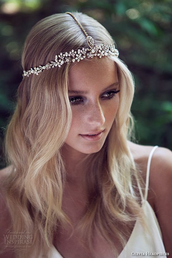 hair accessories；DIY；wedding；European style；Bridal hairstyle；for long hair；with veil;Wedding