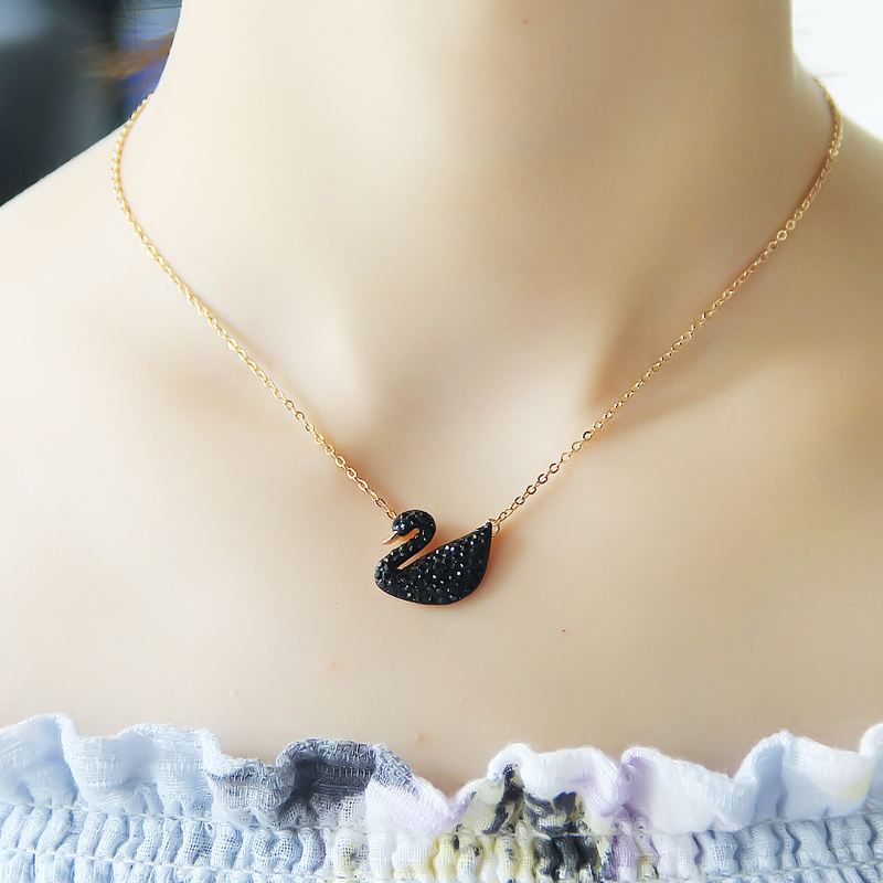Simple; ayered; fine necklace; clavicle necklace; dainty; silver necklace; meaningful; Dainty Circle Necklace, Karma Necklace, Gold Circle Necklace, Minimalist Necklace, Layering Necklace, Tiny Pendant Necklace, Gold Necklace