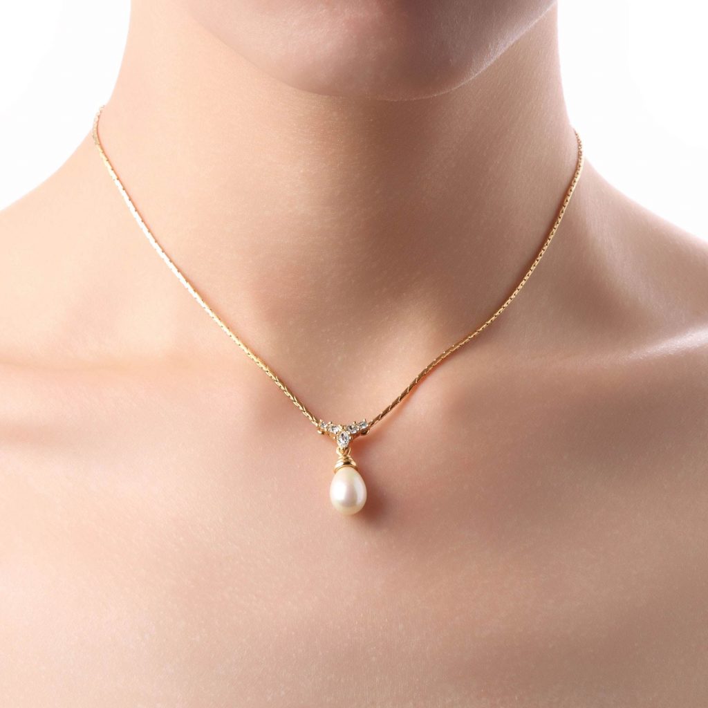 Simple; ayered; fine necklace; clavicle necklace; dainty; silver necklace; meaningful; Dainty Circle Necklace, Karma Necklace, Gold Circle Necklace, Minimalist Necklace, Layering Necklace, Tiny Pendant Necklace, Gold Necklace