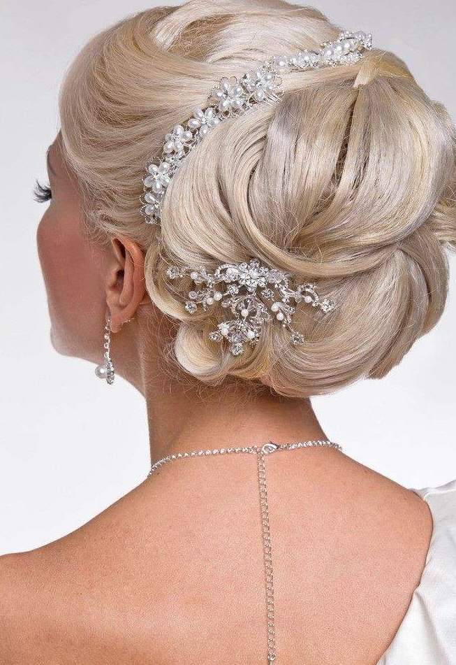 Bride hairstyle ;half up half down;for long hair;front view;medium length;with veil;down curls;wedding ideas