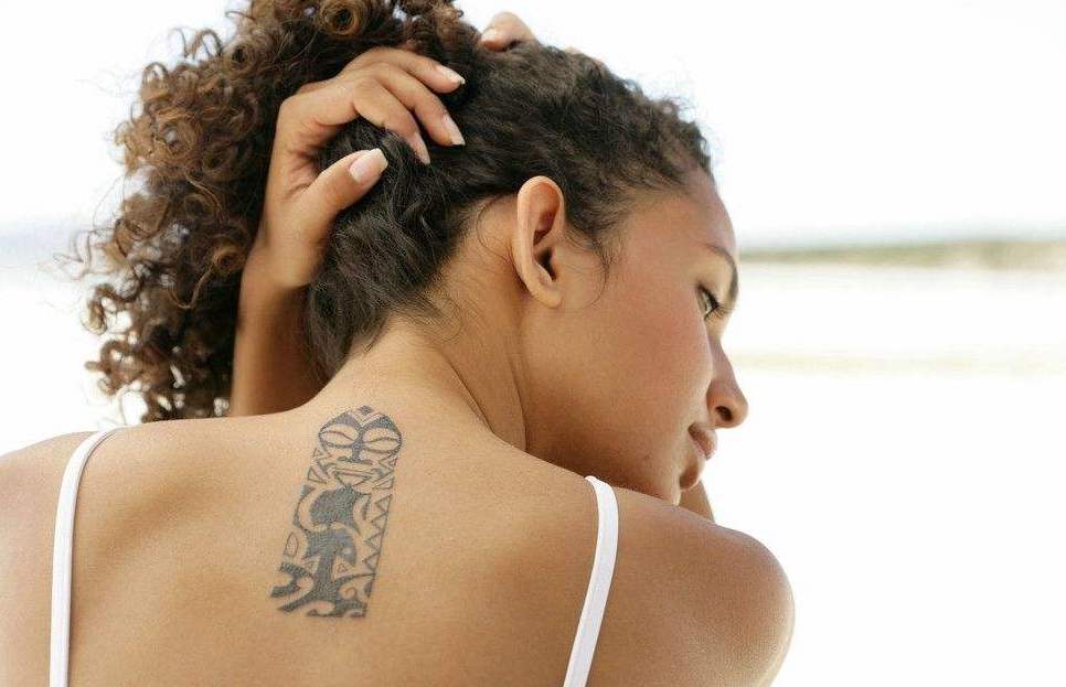 Back Tattoo; Small Tattoo； Tattoo For Woman; Meaningful Tattoo; Spine Tattoo; Female Tattoo