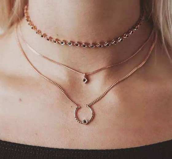 Simple; ayered; fine necklace; clavicle necklace; dainty; silver necklace; meaningful; Dainty Circle Necklace, Karma Necklace, Gold Circle Necklace, Minimalist Necklace, Layering Necklace, Tiny Pendant Necklace, Gold Necklace