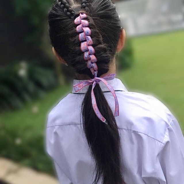 Hairstyle 、Children、Kids、For School、Little Girls、Children's Hairstyles、For Long Hair、Cute Child、Child Photography；Braided Hairstyle；Editing