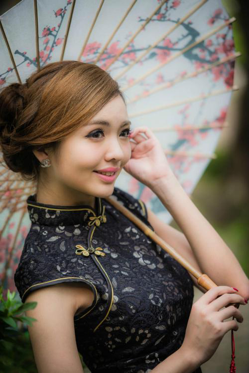 Cheongsam; Temperament Clothing; Chinese Costumes; Classical Costumes; Cheongsam Design; Wedding Cheongsam; Cheongsam Skirt;Traditional Costumes; Chinese Elements; Chinese Culture; Hanfu